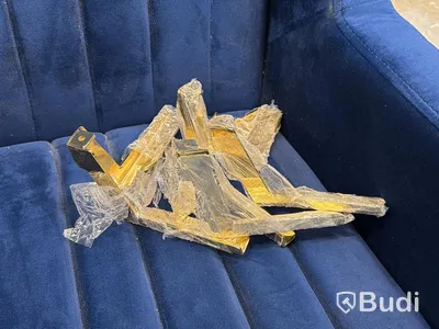 Fåtölj i blå sammet