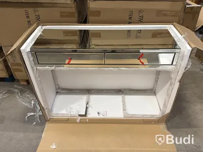 2 st sminkbord/ spegelbord