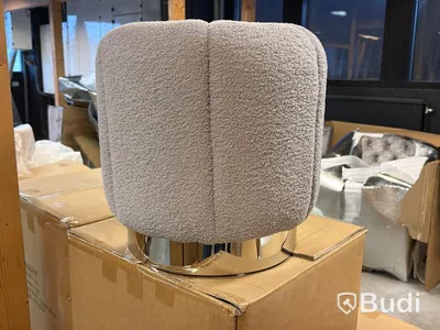 2 st puffar, grått teddytyg