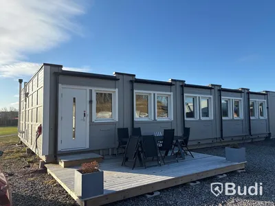 Bodetablering med 5 bodar, 135 m2, med kök, kontor, toalett och luftvärmepump/AC