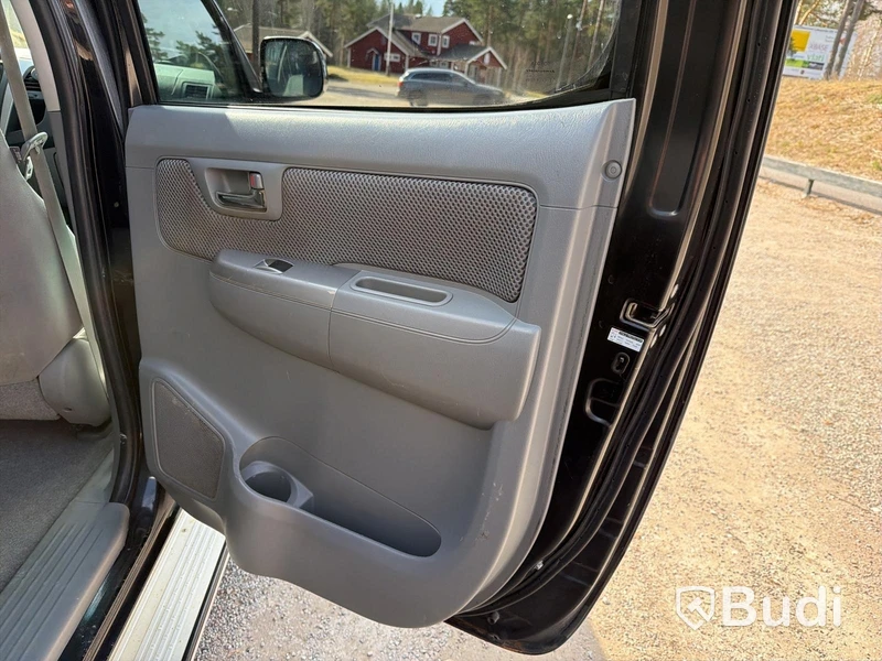 Toyota Hilux Dubbelhytt 2.5 4x4 Manuell, 144hk, 2011