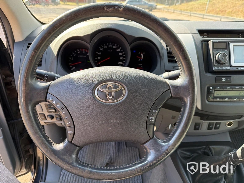 Toyota Hilux Dubbelhytt 2.5 4x4 Manuell, 144hk, 2011