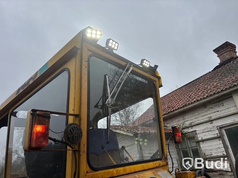 Traktorgrävare Volvo BM 616 B