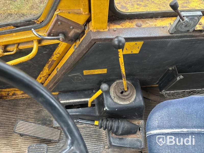 Traktorgrävare Volvo BM 616 B