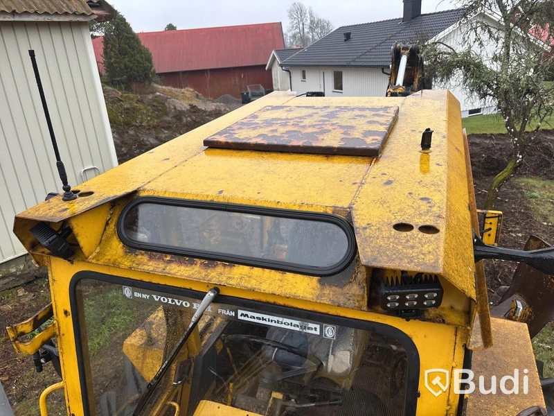 Traktorgrävare Volvo BM 616 B