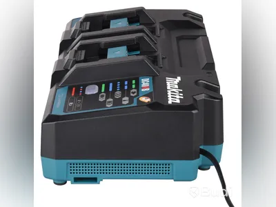 Laddpaket Makita Powerpack XGT DC40RA, inkl. 2 st. batterier och hård väska