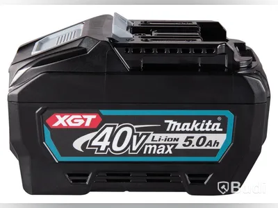 Laddpaket Makita Powerpack XGT DC40RA, inkl. 2 st. batterier och hård väska