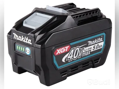 Laddpaket Makita Powerpack XGT DC40RA, inkl. 2 st. batterier och hård väska