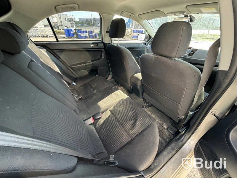 Mitsubishi Lancer Sportback 1.8 MIVEC ClearTec -2012