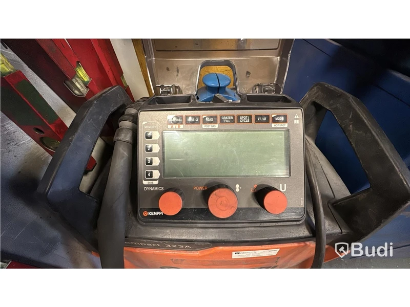 Svets Kempact 323A