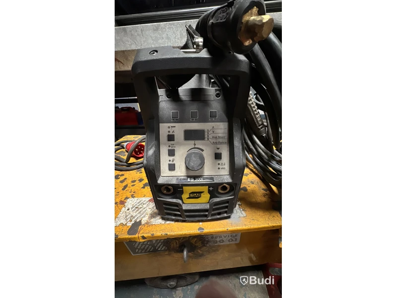 Svets ESAB ES 300i