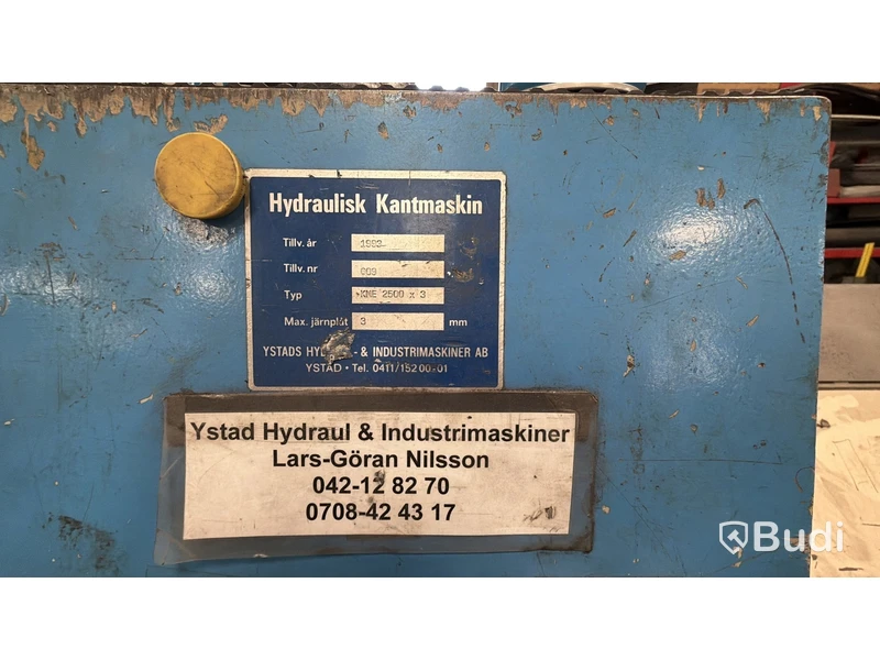 Hydraulic folding machine