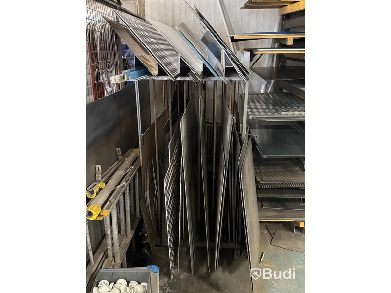 Lot of sheet metal and profile sections incl. storage rack