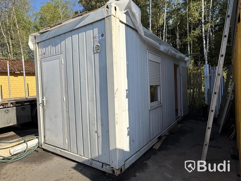 20-fots container kontor/verkstad | Reparationsobjekt