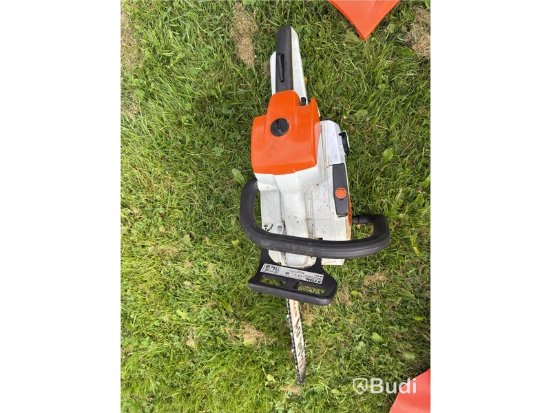 Motorsåg Stihl MS 201 C inklusive hjälm