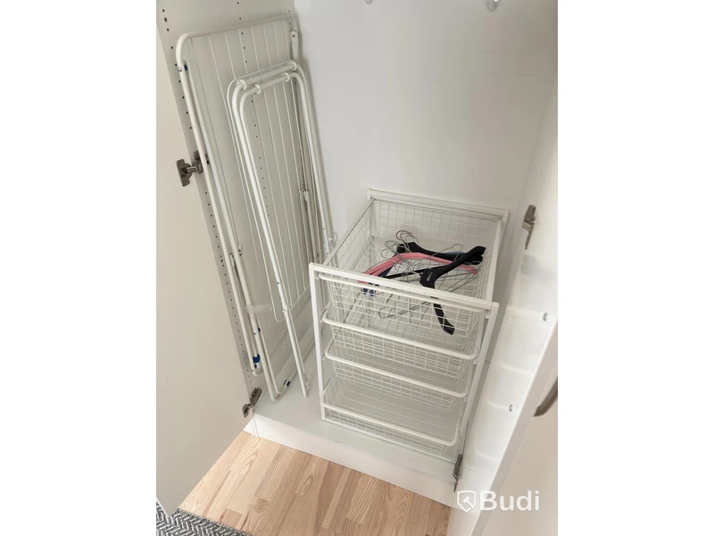 Contents of a fully furnished four-room apartment - see all images for complete contents