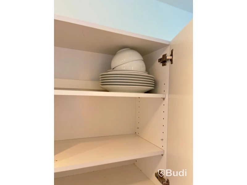 Contents of a fully furnished three-room apartment – see all photos for the complete inventory