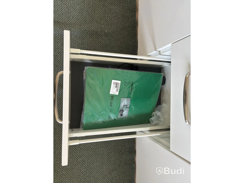 Furnishings from a fully furnished three-room apartment - see all images for complete contents
