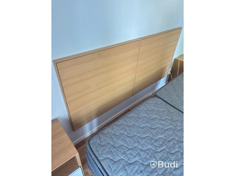 Contents of a fully furnished three-room apartment - see all images for the complete contents