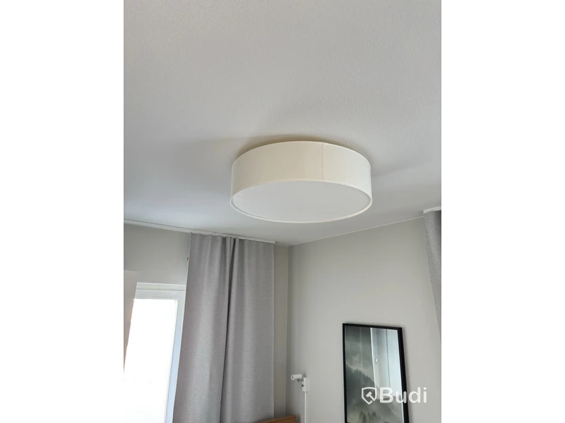 Contents of a fully furnished three-room apartment - see all images for the complete contents