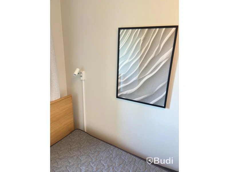 Contents of a fully furnished three-room apartment - see all images for complete contents