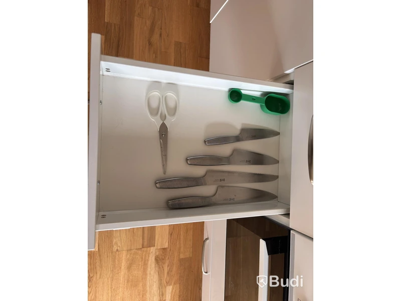 Contents of a fully furnished one-bedroom apartment - see all images for complete contents