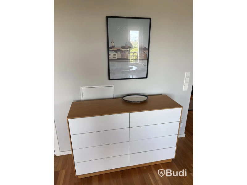 Complete contents of a fully furnished three-room apartment - see all images