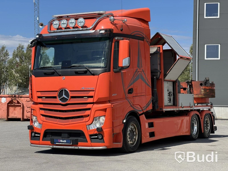 Slagbil Mercedes-Benz Actros -2019 |