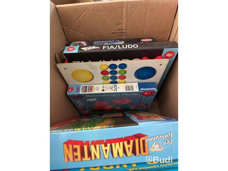 Lot of assorted games