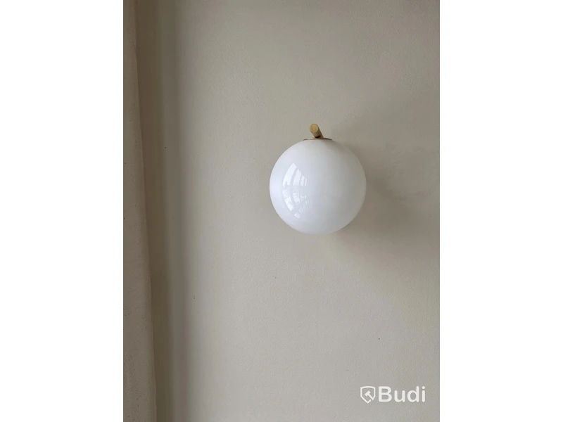 2 Wall Lamps