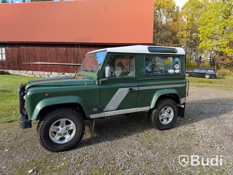 Land Rover DEFENDER 90 C - 300 Tdi