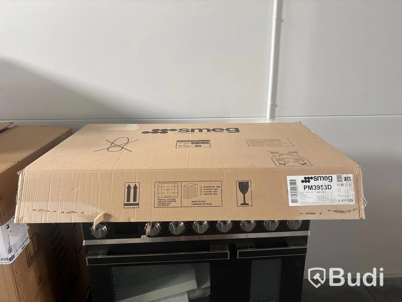 Kombinerad gas- och induktionshäll Smeg 90 cm, Svart PM3953D