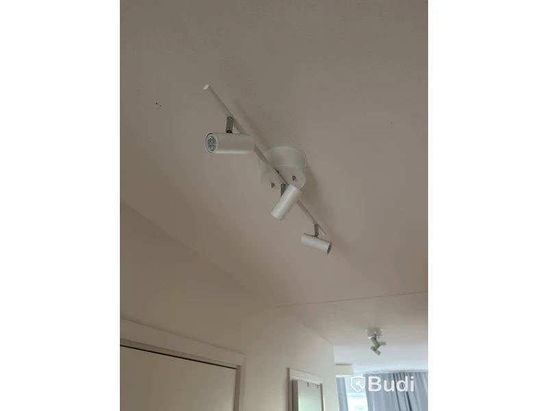 Inventarier till fullt möblerad trerummare - se alla bilder för komplett innehåll