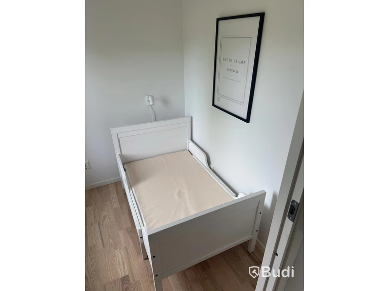 Inventarier till fullt möblerad trerummare - se alla bilder för komplett innehåll