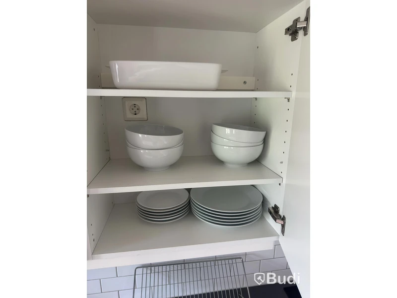 Inventarier till fullt möblerad trerummare - se alla bilder för komplett innehåll
