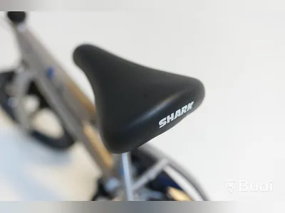 Cykel Shark, BMX, hjul 12 tum, ram 6 tum, silver
