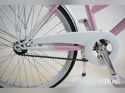 Cykel Svalan, City, hjul 24 tum, ram 14 tum, vit/ljus rosa