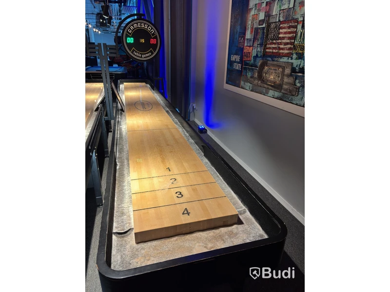 Shufflleboard Gamesson Table Games, höger