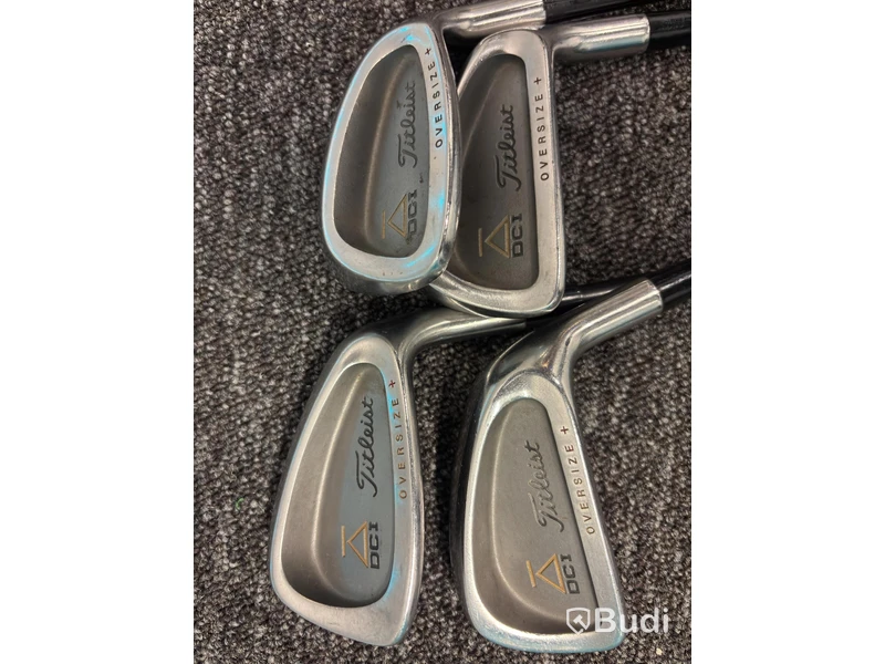 4 st. Glofklubbor Titleist