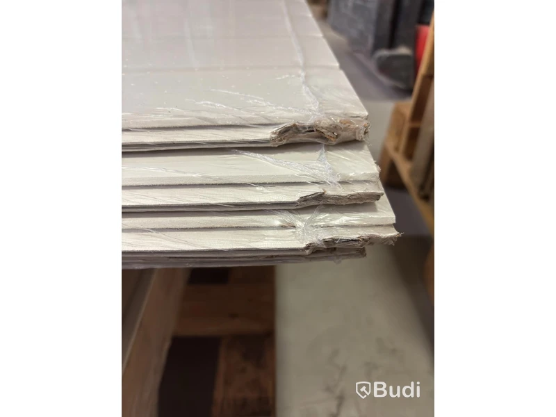 (NEW) 10 pcs. MOELVEN REGINA CLASSIC WHITE PANELS 6X620X2435MM (14.5 M2)