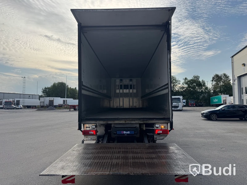 Kylbil Scania P370 6x2-4 12.7 -2020 | Carrier
