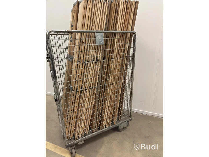 Lot of pallet collars for full-size pallets, approx. 40 pcs.