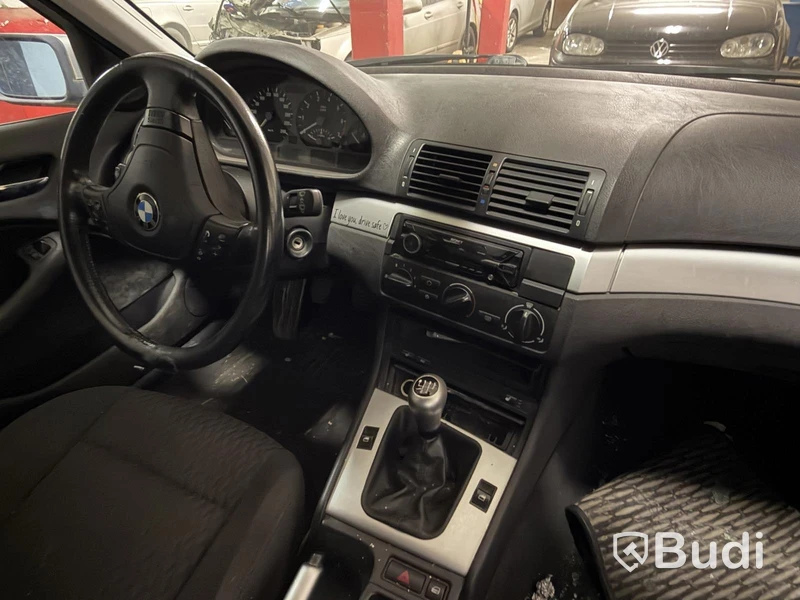 BMW 320 TOURING MJ00 -2000 | Reparations / reservdelsobjekt