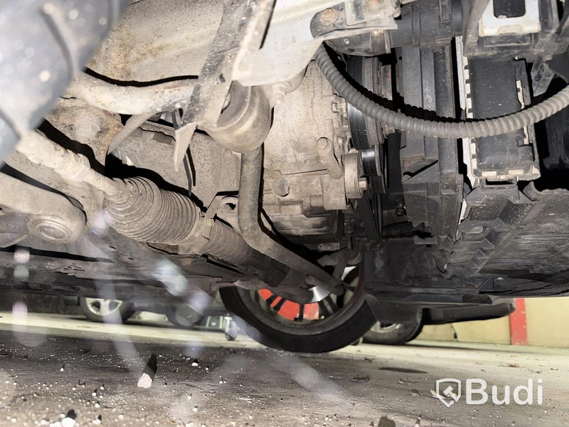 BMW 320 TOURING MJ00 -2000 | Reparations / reservdelsobjekt
