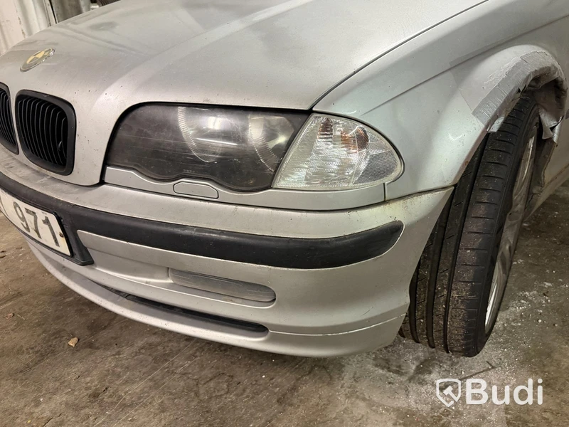 BMW 320 TOURING MJ00 -2000 | Reparations / reservdelsobjekt