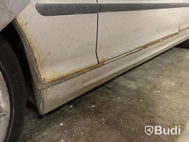 BMW 320 TOURING MJ00 -2000 | Reparations / reservdelsobjekt