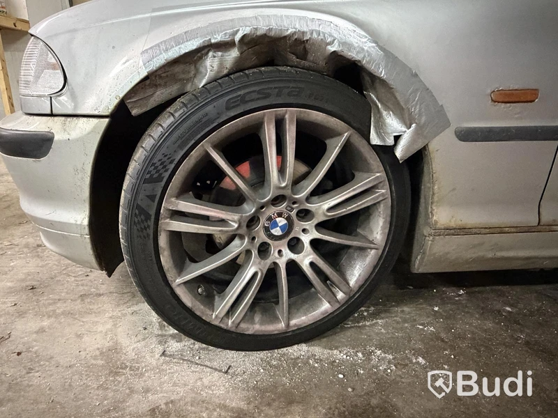 BMW 320 TOURING MJ00 -2000 | Reparations / reservdelsobjekt
