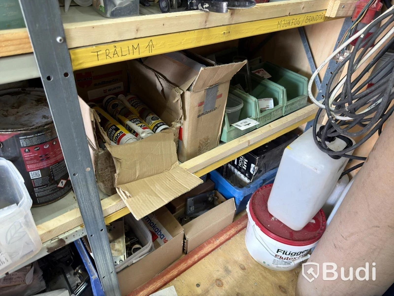 20-foot insulated container with contents