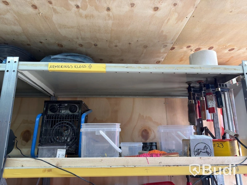 20-foot insulated container with contents
