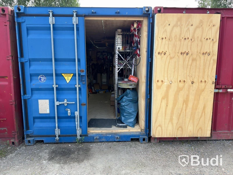 20-foot insulated container with contents